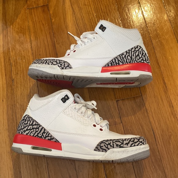 Air Jordan Retro 3 Gs - Picture 2 of 8